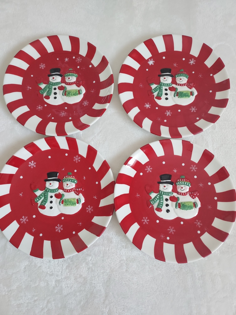 Vintage Mervyn's Festive Holiday Candy Striped Snowman Couple 8" Dessert Plates